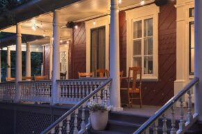 Auberge Comme au Premier Jour - Terrasse