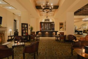 Fairmont Le Manoir Richelieu - Hotel Charlevoix - Bar La Brise