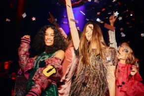 Fairmont Le Manoir Richelieu - Hotel Charlevoix - Fête au bar de l'hôtel