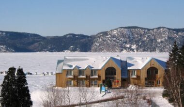 Battures Hotel Fjord Saguenay