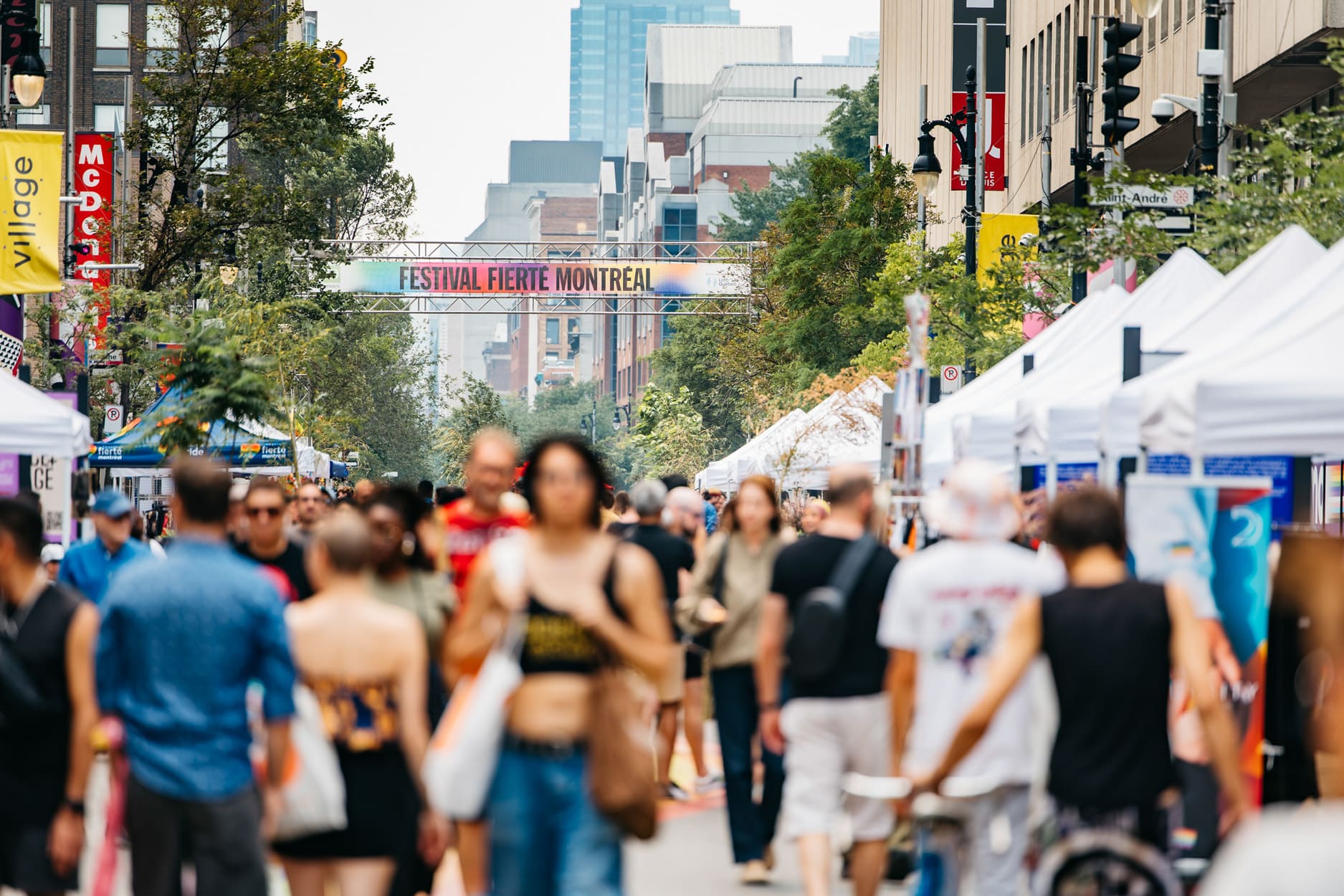 Marché Arc-en-Ciel Festival Fierté Montréal - Photo Annie Diotte