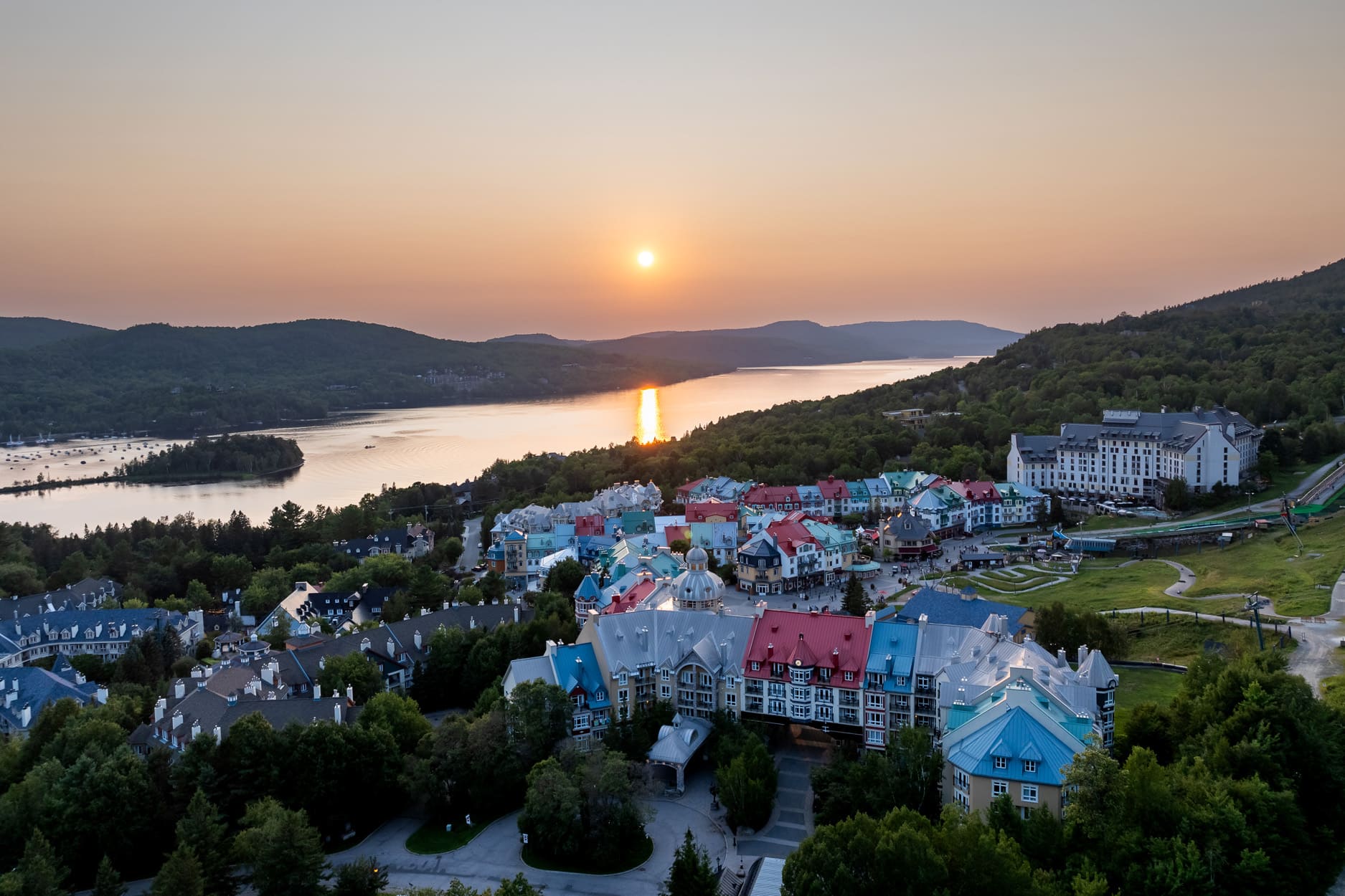 Village Mont-Tremblant - Photo Tourisme Laurentides