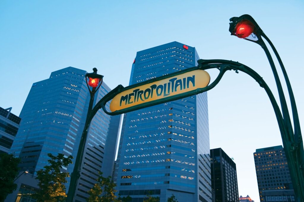 Entrée du Métro de Montréal - Photo Megapress