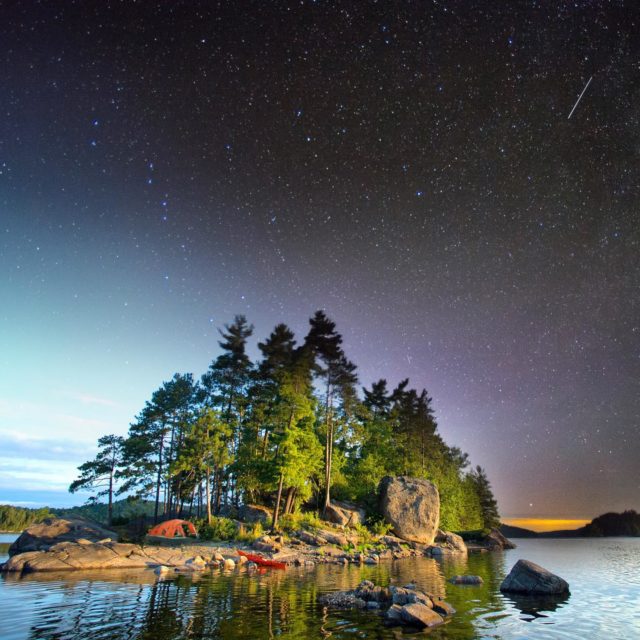 Randonnée, camping, pêche, histoire, patrimoine, sensations fortes … On peut tout faire cet été dans Les Laurentides ! 
Quelle est votre activité préférée ? 😻
📸 - @tourismelaurentides 
•
•
•
#quebeclemag #quebec #qc #laurentides #nature #outdoor #explorequebec #explorecanada #lemeilleurducanada #eteauquebec #vacancesquebec #voyagequebec
